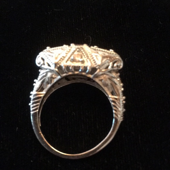 Sterling Ring - Picture 4 of 6
